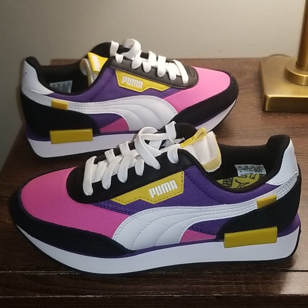 Girls PUMA Sneakers